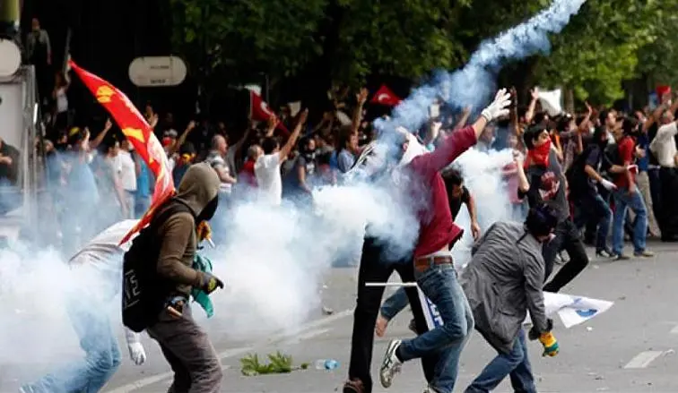 Η εποχή των ταραχών