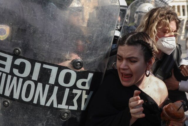 Οι ταπεινοί και οι τιποτένιοι