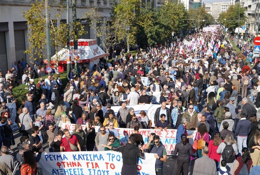 Το Ποτήρι που δεν ξεχειλίζει ποτέ!